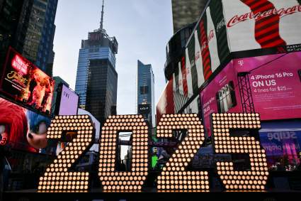 Ver la celebración de Año Nuevo 2025 en Times Square – LIVE STREAM
