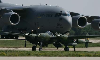 La administración de Trump necesita más aviones para continuar con la deportación